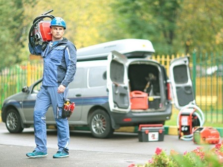 Аккумуляторная машина для прочистки труб R600 VarioClean